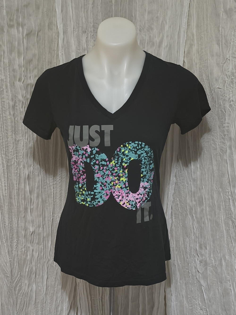 Nike Black V-Neck Tee with Multicolor 'DO' Graphic
